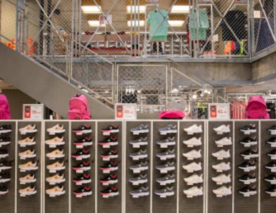 Zakcret Sports Outlet Center3